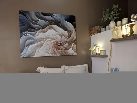 Artistic wall mural above cozy seating at Pearl Wellness and Detox, a detox center in Bronx.