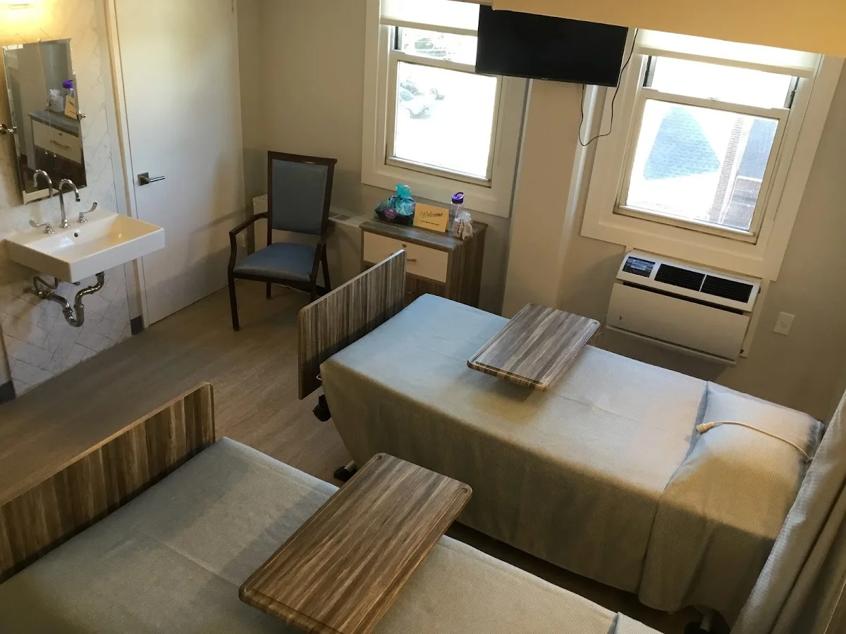 Morris Park Rehabilitation & Nursing Center - Photo 2