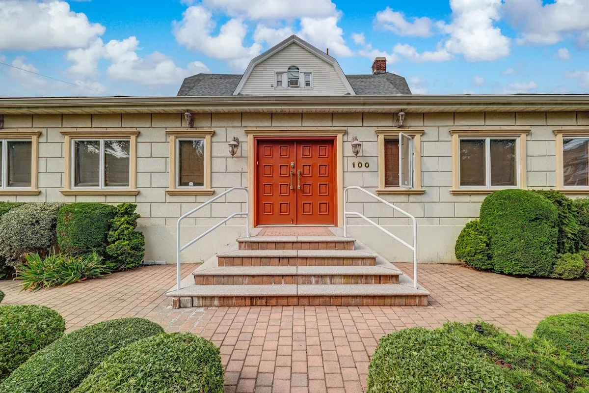 Long Island Treatment Center facility photo