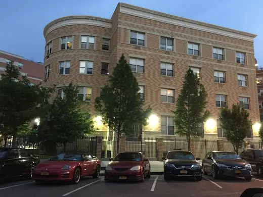 Louis Nine House facility photo