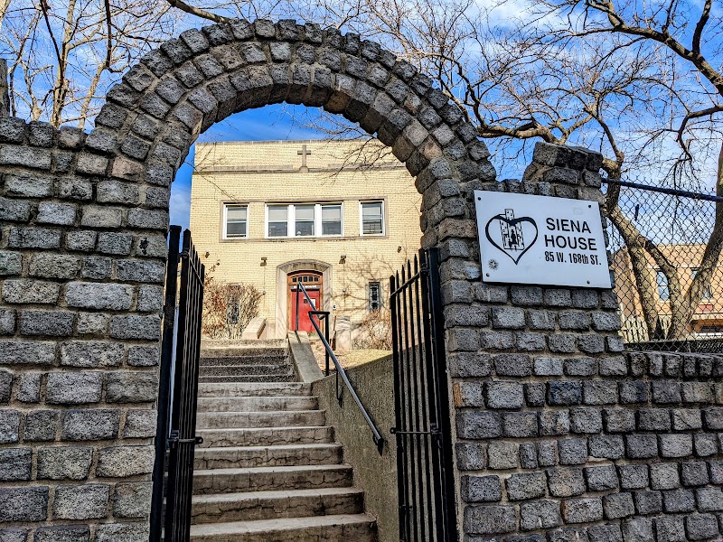 Siena House - Photo 4