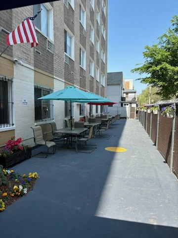 Bronx Park Rehabilitation & Nursing Center - Photo 3