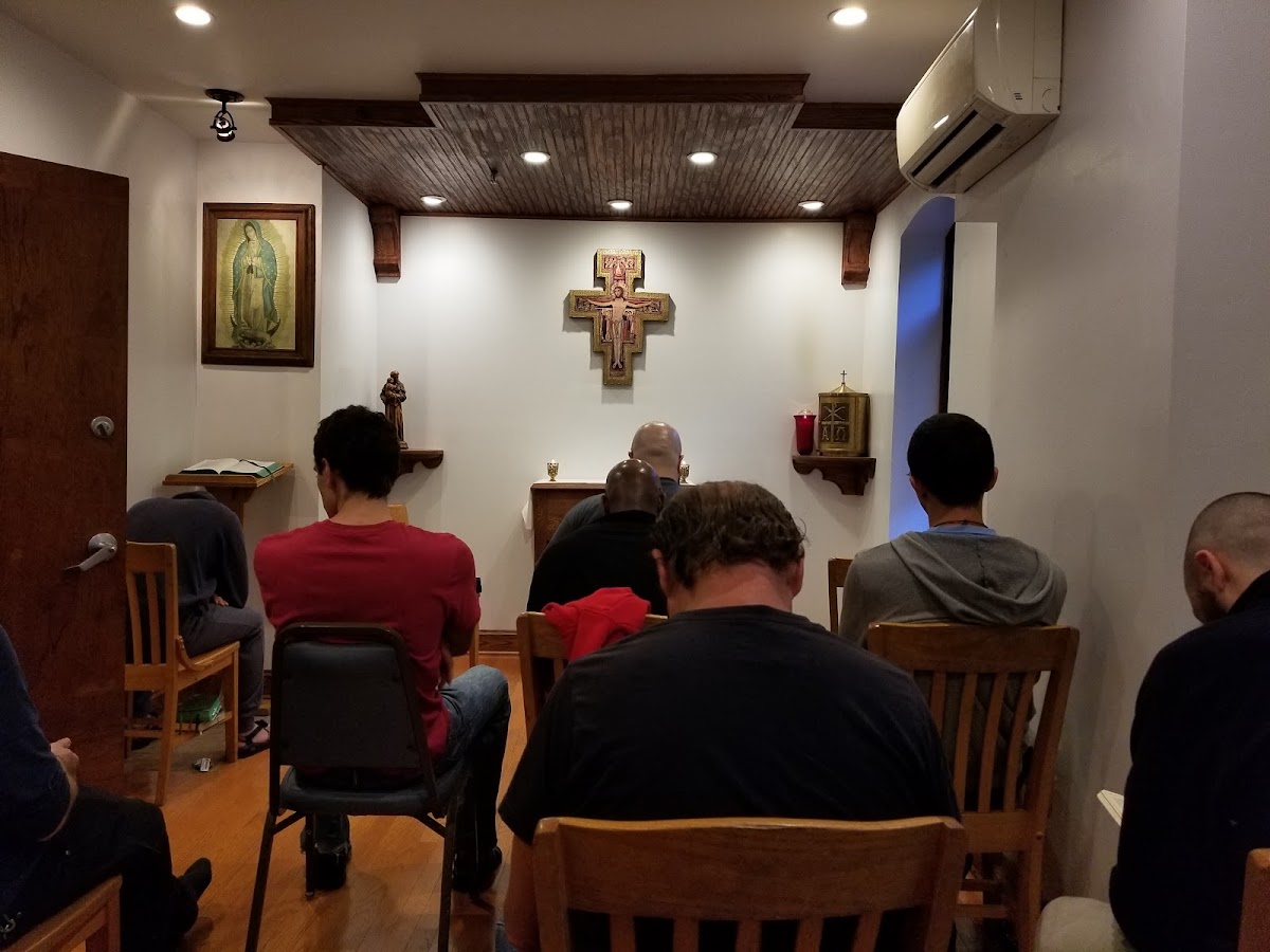 St Anthony Shelter for Renewal - Photo 6