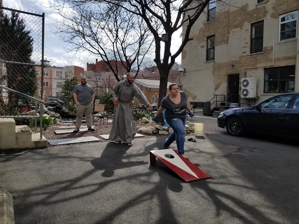 St Anthony Shelter for Renewal - Photo 5