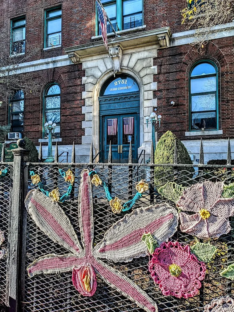 Concourse House - Photo 2