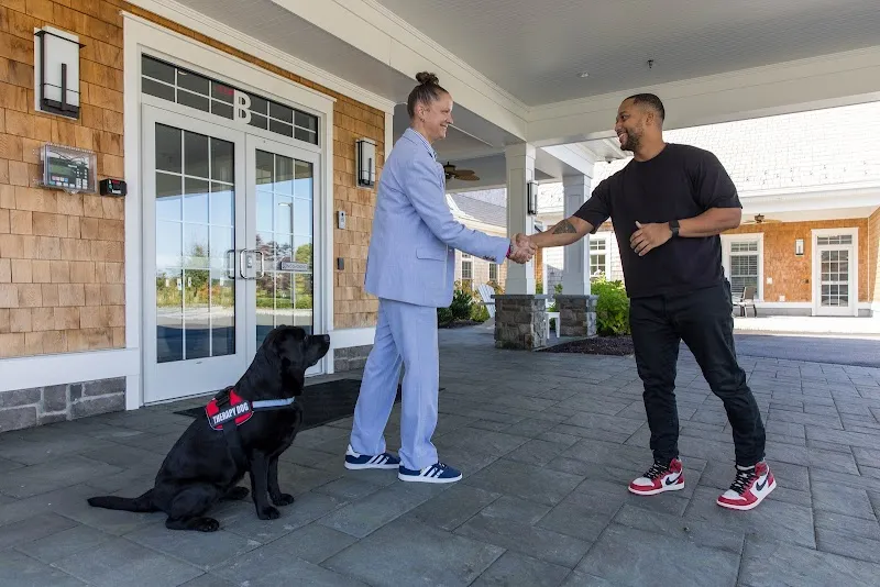 Wellbridge Long Island Drug & Alcohol Rehab New York - Photo 4