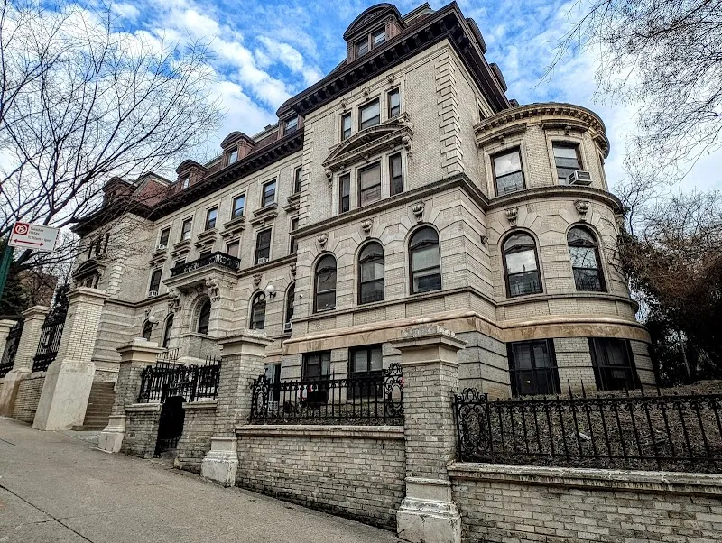 Highbridge-Woodycrest Center