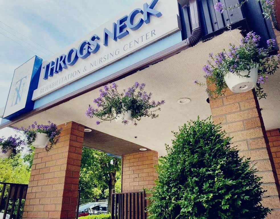 Throgs Neck Rehabilitation & Nursing Center - Photo 3