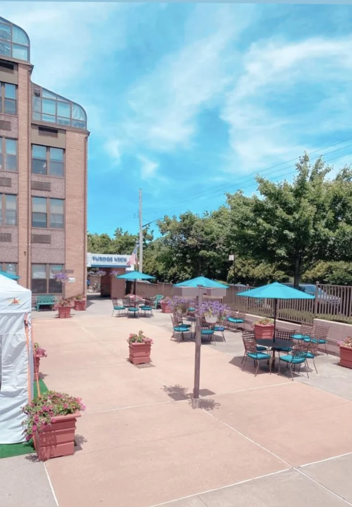 Throgs Neck Rehabilitation & Nursing Center - Photo 5