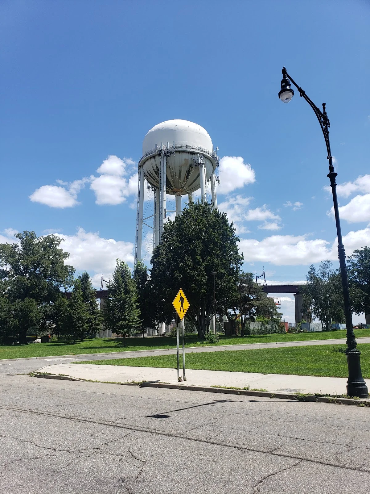 Odyssey House George Rosenfeld Center for Recovery - Photo 5