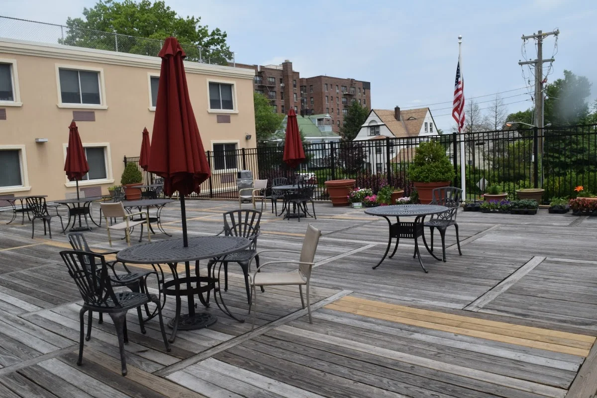 Westchester Center for Rehabilitation & Nursing - Photo 5